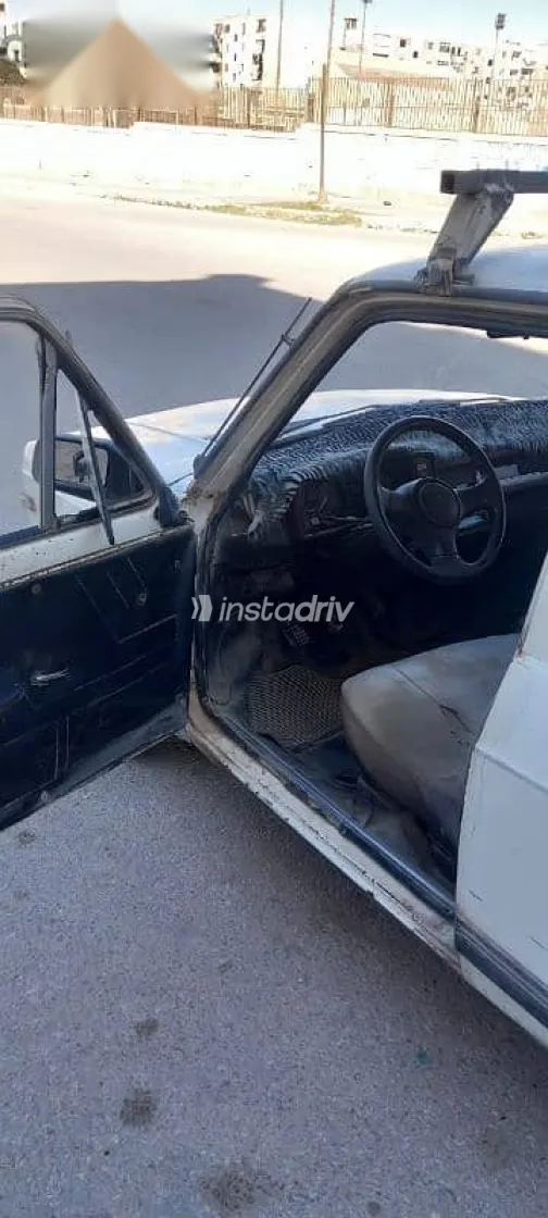 فيات 128 1987 أبيض مستعملة للبيع - 3