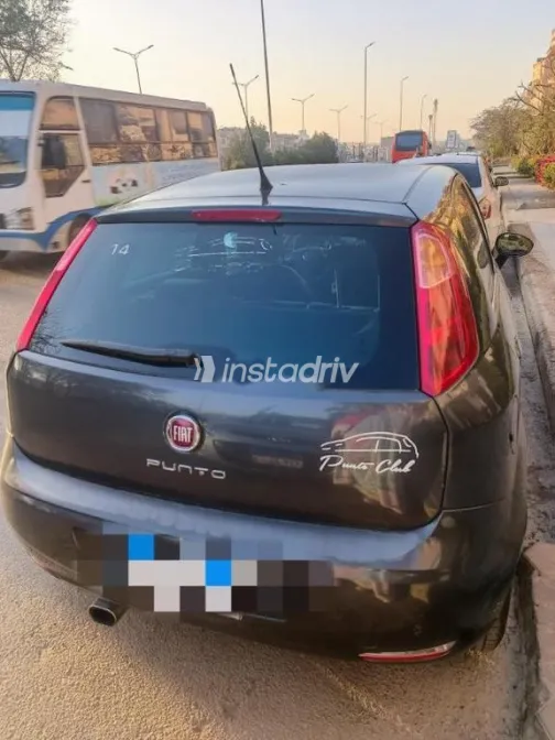 فيات بونتو 2016 رمادي مستعملة للبيع - 4