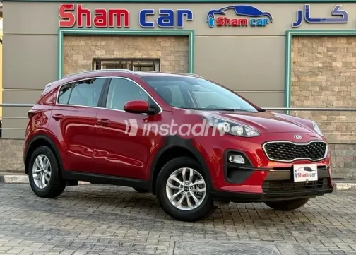 كيا سبورتاج 2022 أحمر غامق مستعملة للبيع - 2