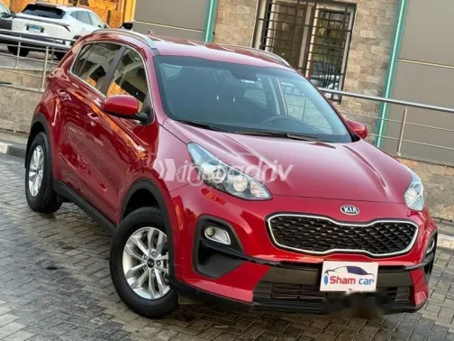 كيا سبورتاج 2022 أحمر غامق مستعملة للبيع - 3