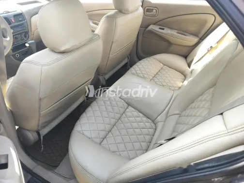 نيسان صنى 2014 رمادي غامق مستعملة للبيع - 4