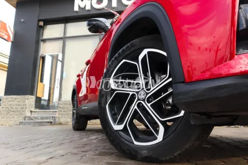 ام جى وان 2025 أحمر مستعملة للبيع - 4