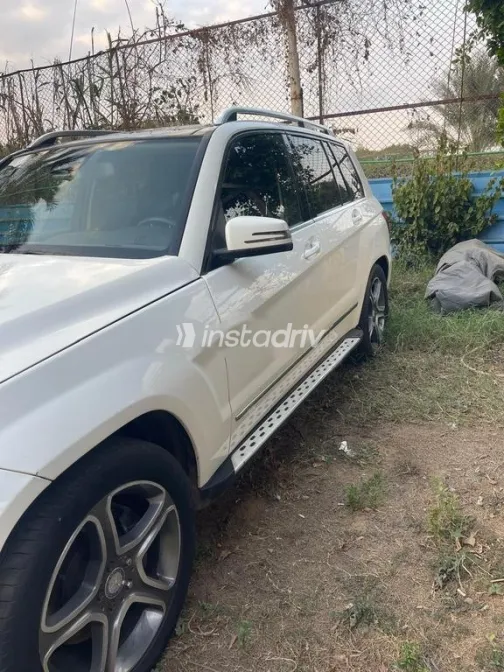 مرسيدس GLK 250 2015 أبيض مستعملة للبيع - 3