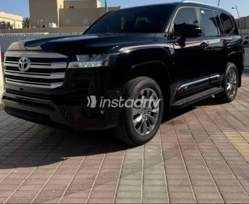 تويوتا لاند كروزر 2024 أسود مستعملة للبيع - 1