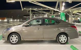 نيسان صنى 2017 برونزي مستعملة للبيع