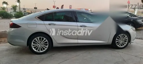 Opel Insignia 2018 Gray Used for Sale - 6