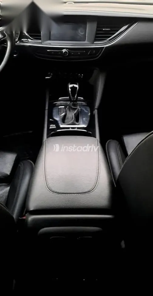 Opel Insignia 2018 Gray Used for Sale - 8