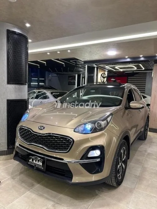 كيا سبورتاج 2019 ذهبي مستعملة للبيع - 3