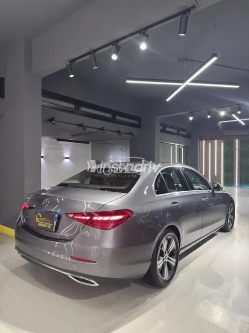 Mercedes 200 2022 Gray Used for Sale - 4