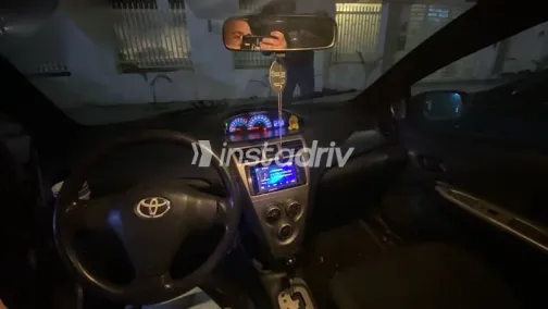 تويوتا ياريس 2009 رمادي مستعملة للبيع - 6