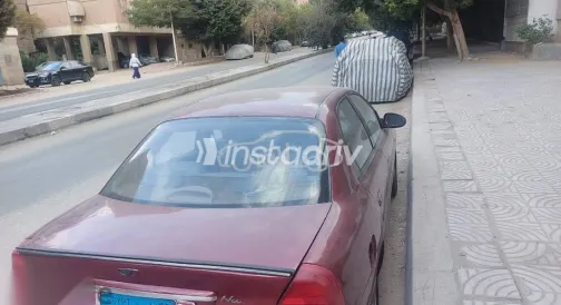 Daewoo Nubira 2001 Burgundy Used for Sale - 3