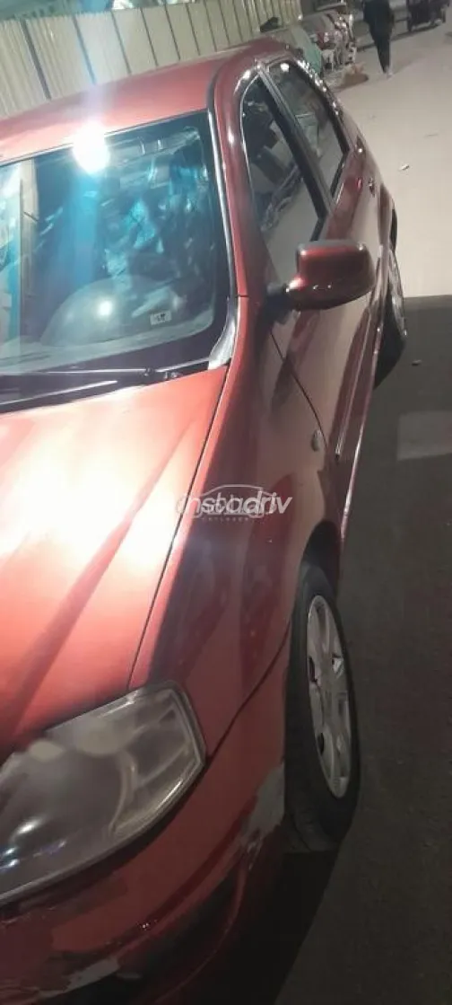 رينو لوجان 2012 أحمر مستعملة للبيع - 2