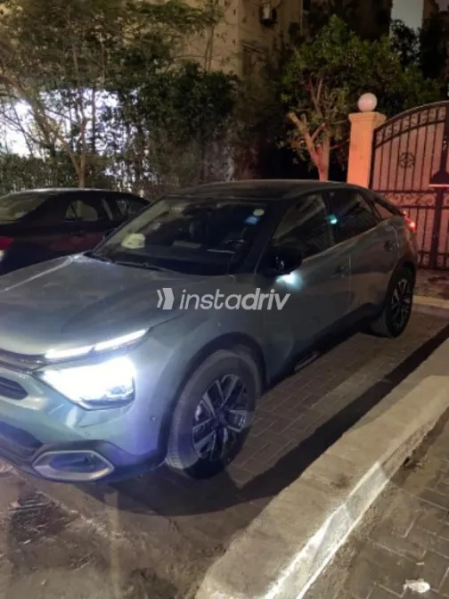 Citroën C4 2022 White Used for Sale - 3