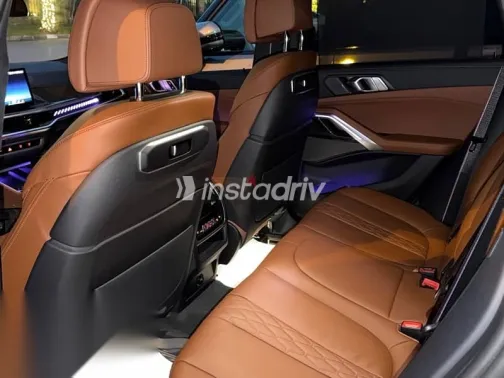 بي ام دبليو X6 2024 رمادي جديدة للبيع - 6