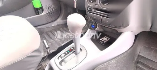 هيونداي فيرنا 2014 فضي مستعملة للبيع - 2