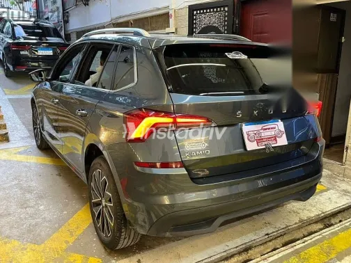 سكودا كاميك 2022 أسود مستعملة للبيع - 2