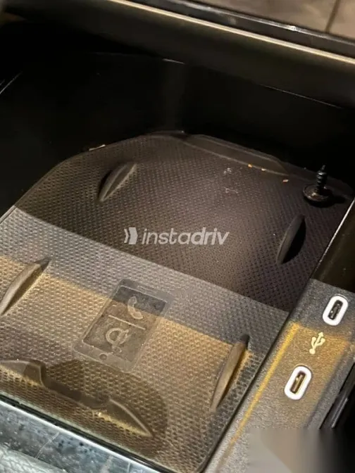 سكودا كاميك 2022 أسود مستعملة للبيع - 8