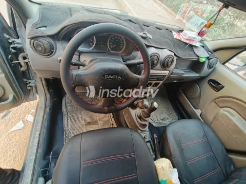 رينو لوجان 2009 أبيض مستعملة للبيع - 4