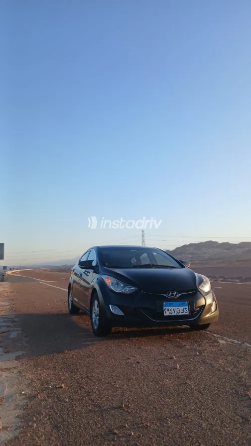 Hyundai Elantra 2013 White Used for Sale - 1