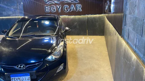 Hyundai Elantra 2013 White Used for Sale - 2