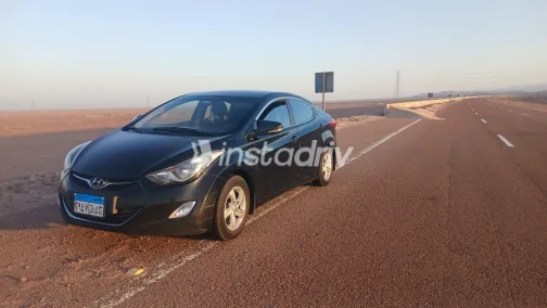 Hyundai Elantra 2013 White Used for Sale - 4