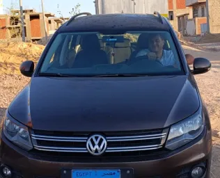 فولكس فاغن تيجون 2015 أبيض مستعملة للبيع