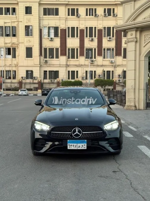Mercedes E 200 2021 Black Used for Sale - 1