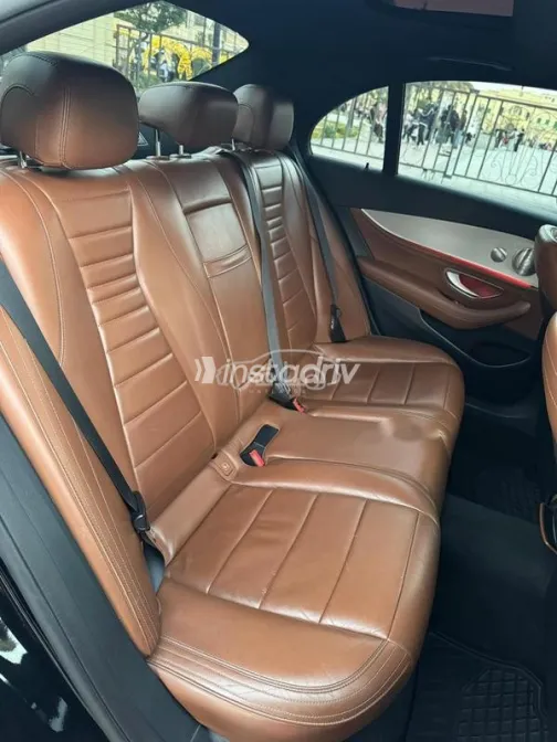 Mercedes E 200 2021 Black Used for Sale - 4