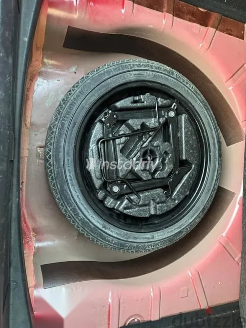 اوبل أسترا 2016 أحمر مستعملة للبيع - 7