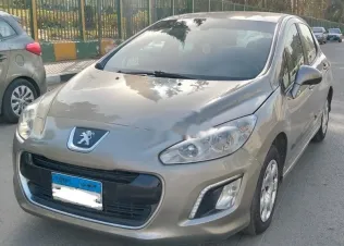 بيجو 308 2013 ذهبي مستعملة للبيع