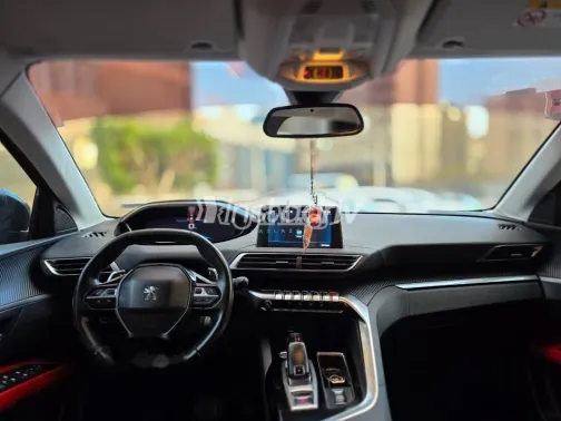 بيجو 3008 2021 أحمر مستعملة للبيع - 4