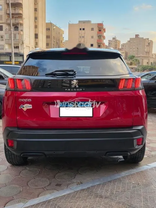 بيجو 3008 2021 أحمر مستعملة للبيع - 5
