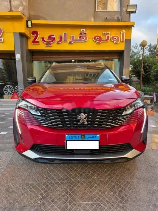 بيجو 3008 2021 أحمر مستعملة للبيع