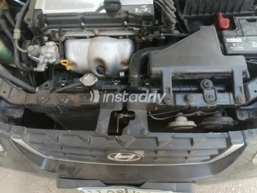 هيونداي فيرنا 2012 أسود مستعملة للبيع - 2