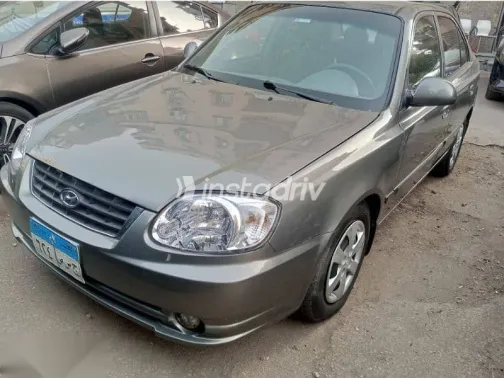 هيونداي فيرنا 2017 رمادي مستعملة للبيع - 5