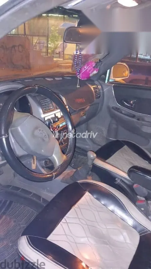 Hyundai Verna 2014 White Used for Sale - 1