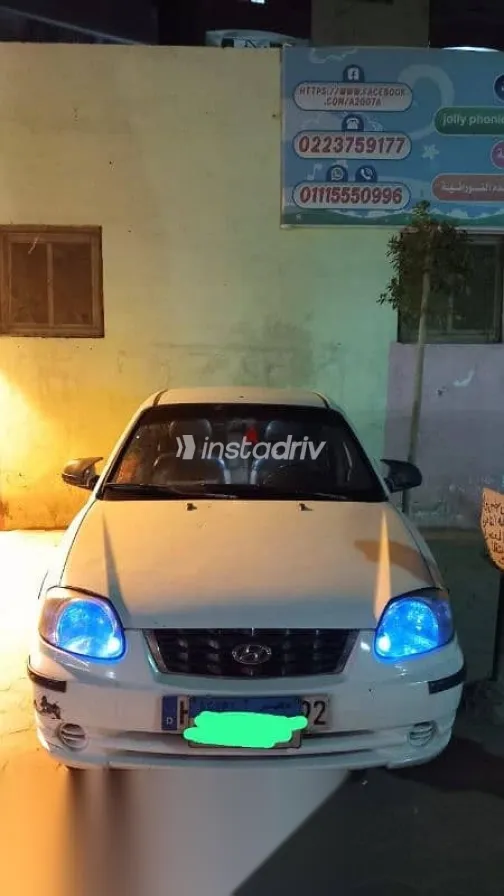 Hyundai Verna 2014 White Used for Sale - 5