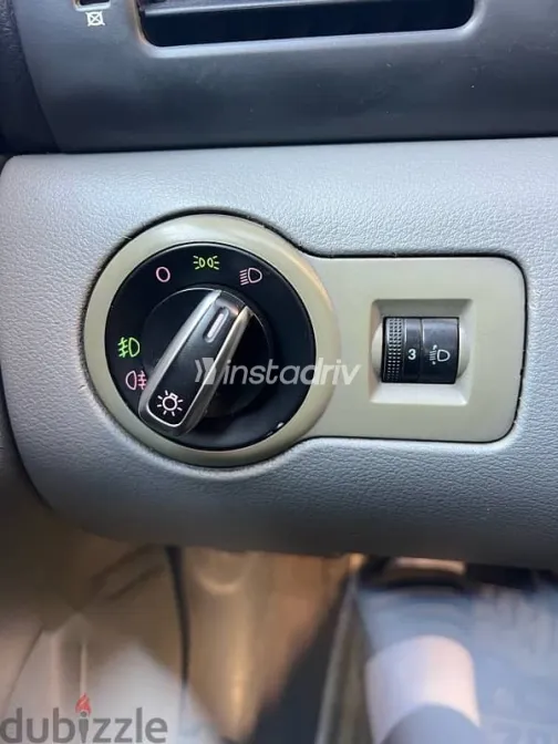 سكودا اوكتافيا 2000 أزرق غامق مستعملة للبيع - 8