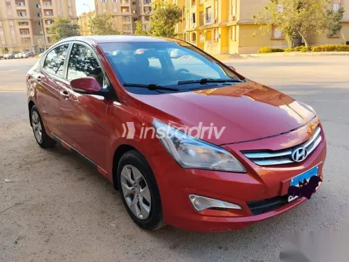 هيونداي اكسنت 2016 أحمر مستعملة للبيع - 2