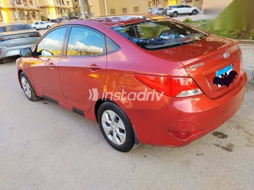 هيونداي اكسنت 2016 أحمر مستعملة للبيع - 4