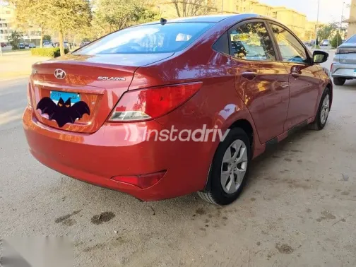 هيونداي اكسنت 2016 أحمر مستعملة للبيع - 5