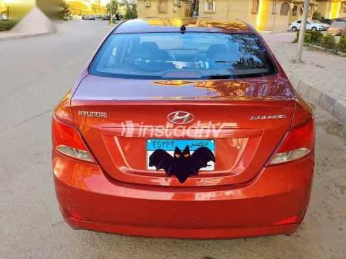 هيونداي اكسنت 2016 أحمر مستعملة للبيع - 9