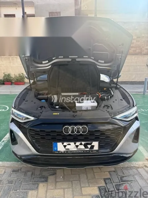 Audi Q8 2024 Silver Used for Sale - 3