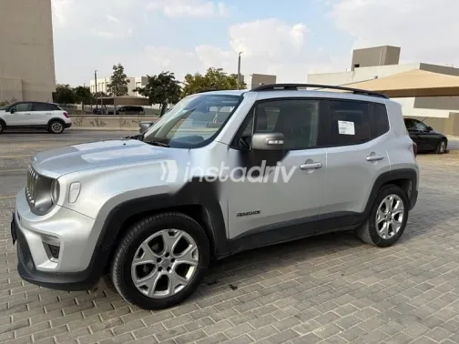 Jeep Renegade 2021 Gray Used for Sale - 5