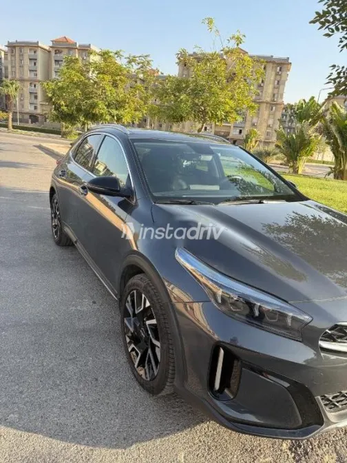 Kia Xceed 2025 White Used for Sale - 3