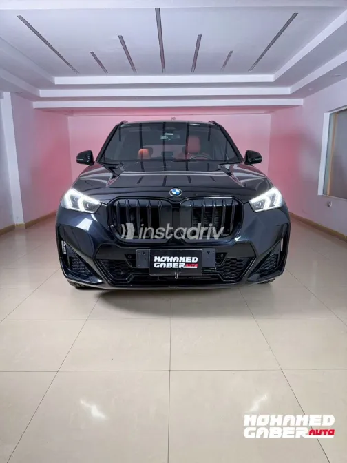 بي ام دبليو X1 2025 أبيض مستعملة للبيع - 7