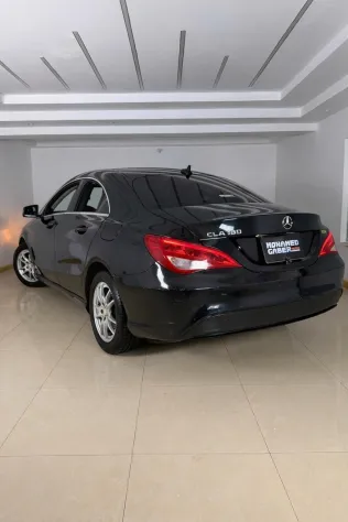 مرسيدس CLA 180 2015 أبيض مستعملة للبيع