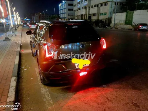 Ssang Yong Tivoli 2017 White Used for Sale - 4