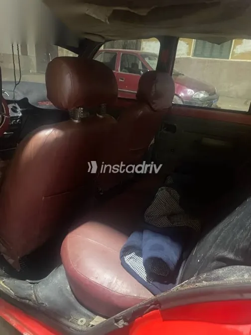 بيجو 205 1984 أحمر مستعملة للبيع - 7