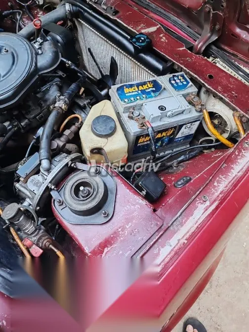 فيات شاهين 2009 أحمر مستعملة للبيع - 6